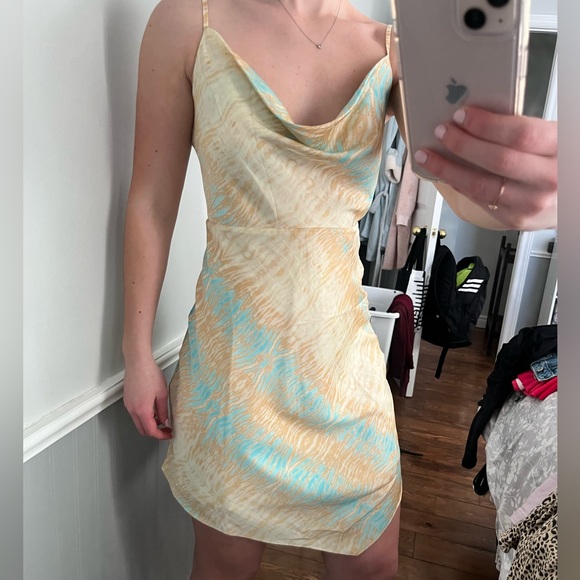 Guess Silk Dress - Picture 1 of 3